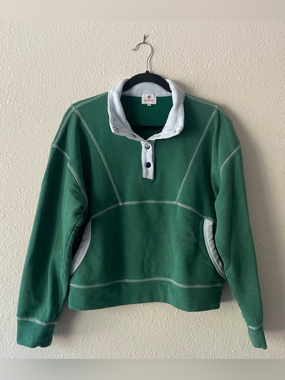 Sundry Sweatshirt Womens L Green Snap Neck Pullover Cropped Made USA